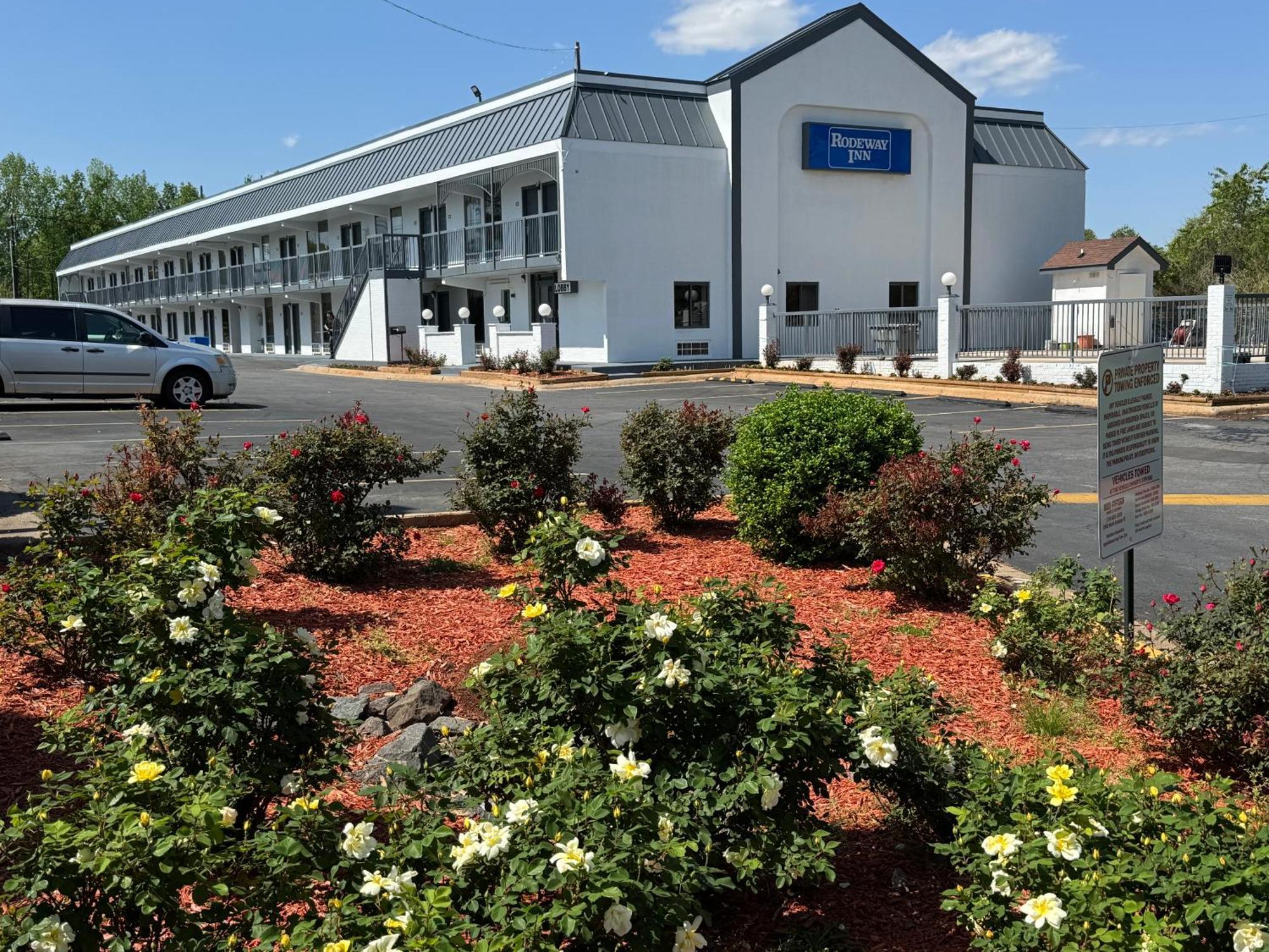 Rodeway Inn Charlotte Exterior foto